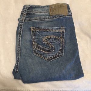 Silver jeans!! Size 26!! Nice jeans.